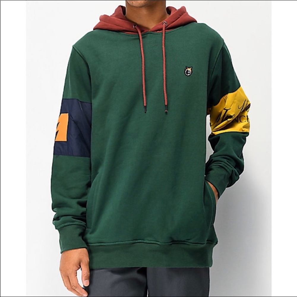 Men’s hoodie *Never Worn* sz Large